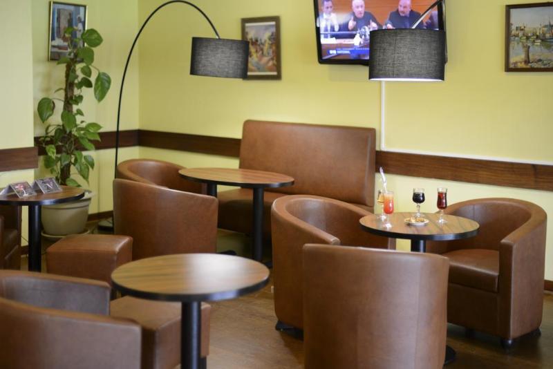 Logis Hotel Restaurant Le Sainte Mere Ngoại thất bức ảnh