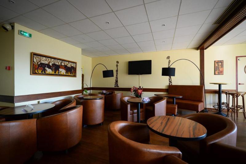Logis Hotel Restaurant Le Sainte Mere Ngoại thất bức ảnh