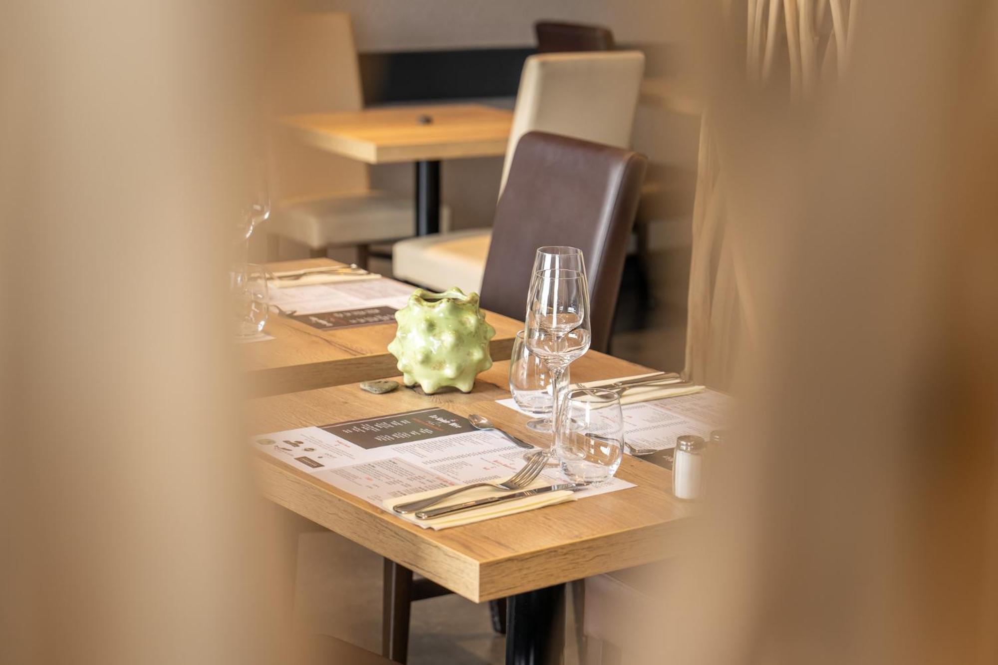 Logis Hotel Restaurant Le Sainte Mere Ngoại thất bức ảnh